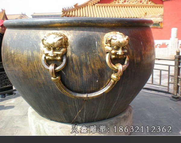 铜水缸，寺庙水缸雕塑 (1)