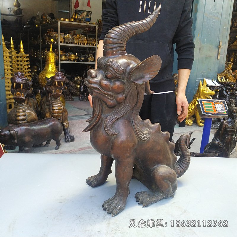 獬豸铜雕，神兽