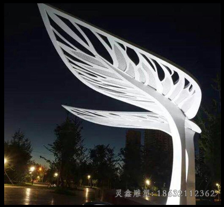 不锈钢镂空树叶户外雕塑