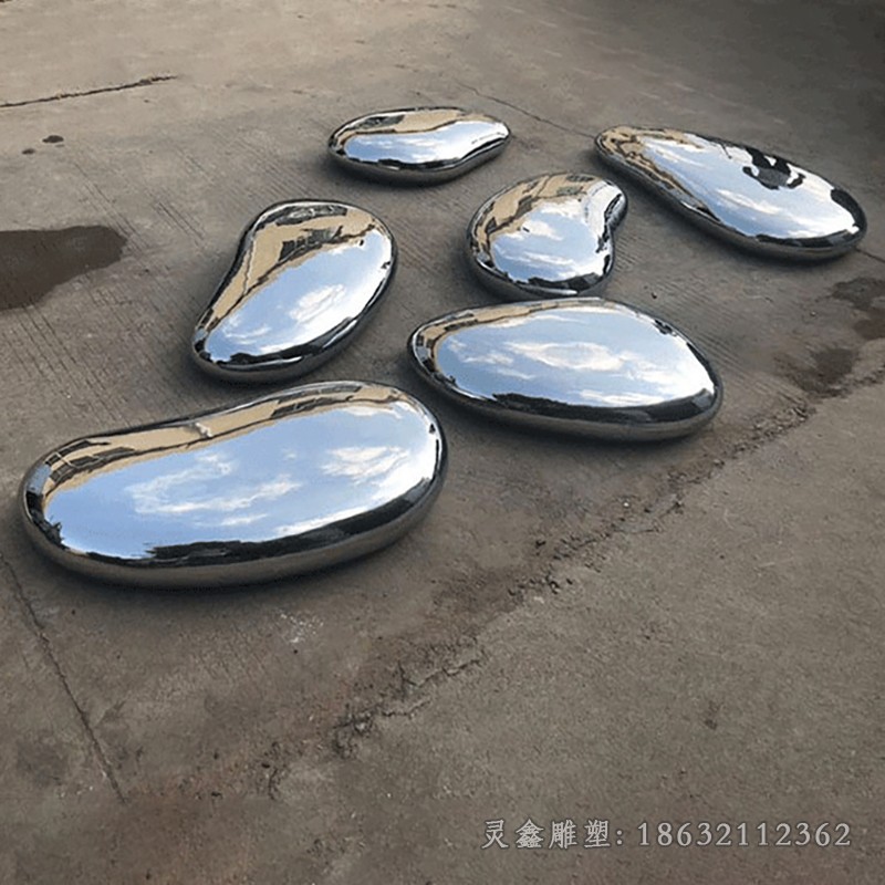 不锈钢抽象石头广场雕塑