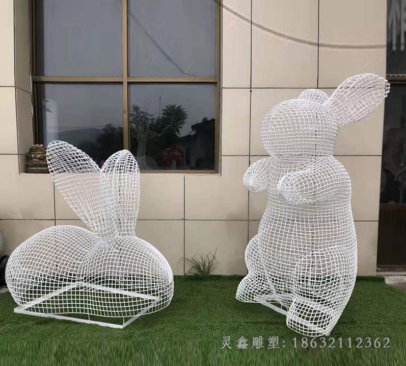 不锈钢铁艺镂空兔子庭院雕塑