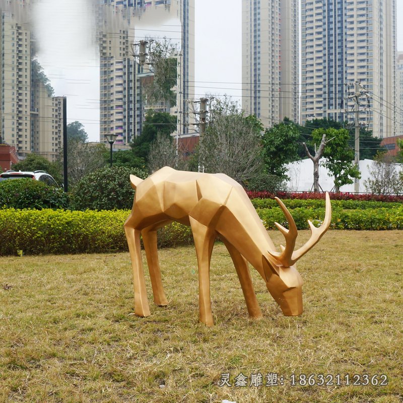 吃草鹿铜雕