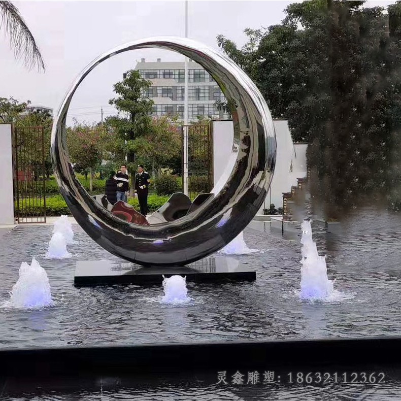 不锈钢镜面月亮小区景观雕塑