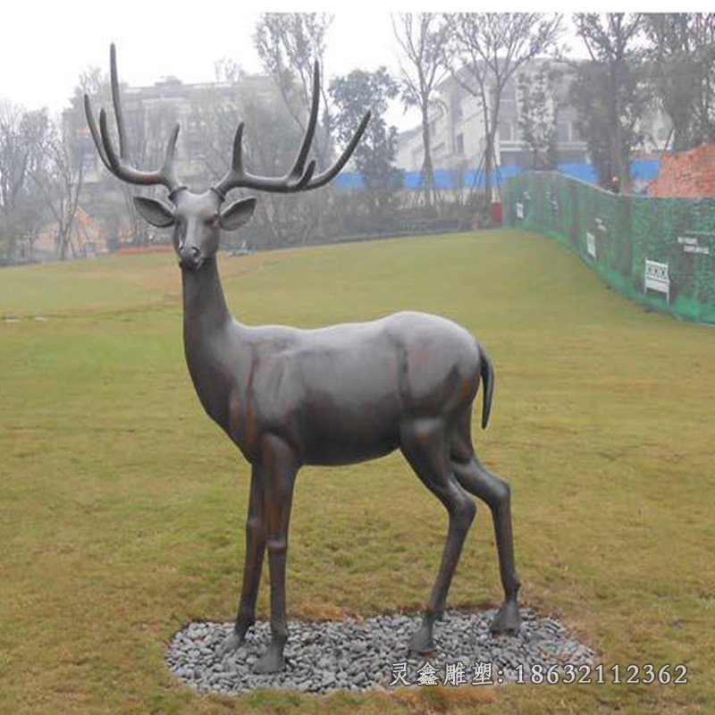 公园立姿铜鹿雕塑