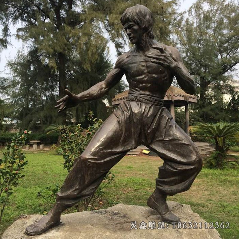 功夫影星李小龙景观铜雕