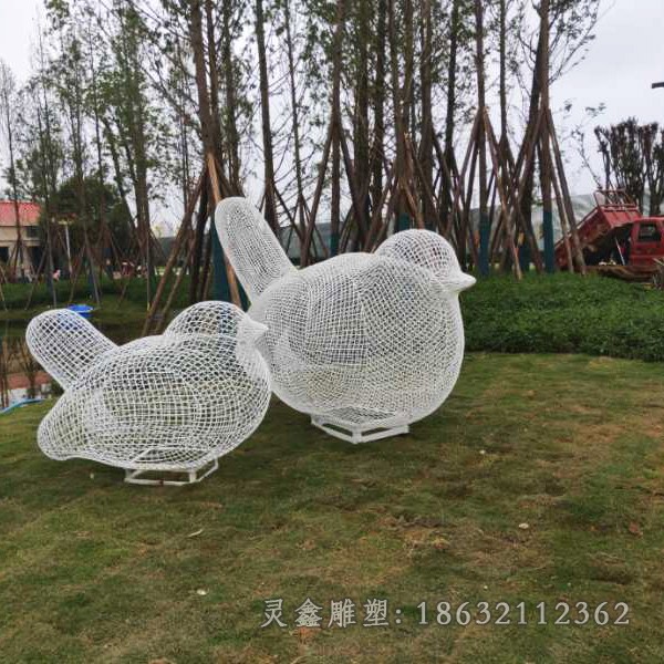 不锈钢镂空小鸟园林景观雕塑
