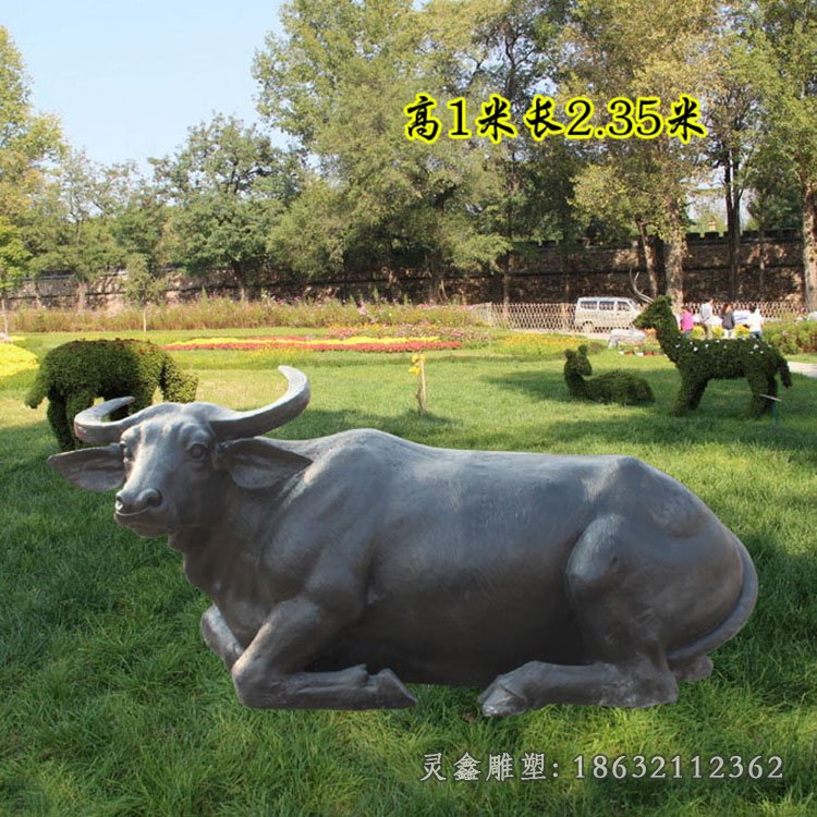 跪姿孺子牛景观铜雕