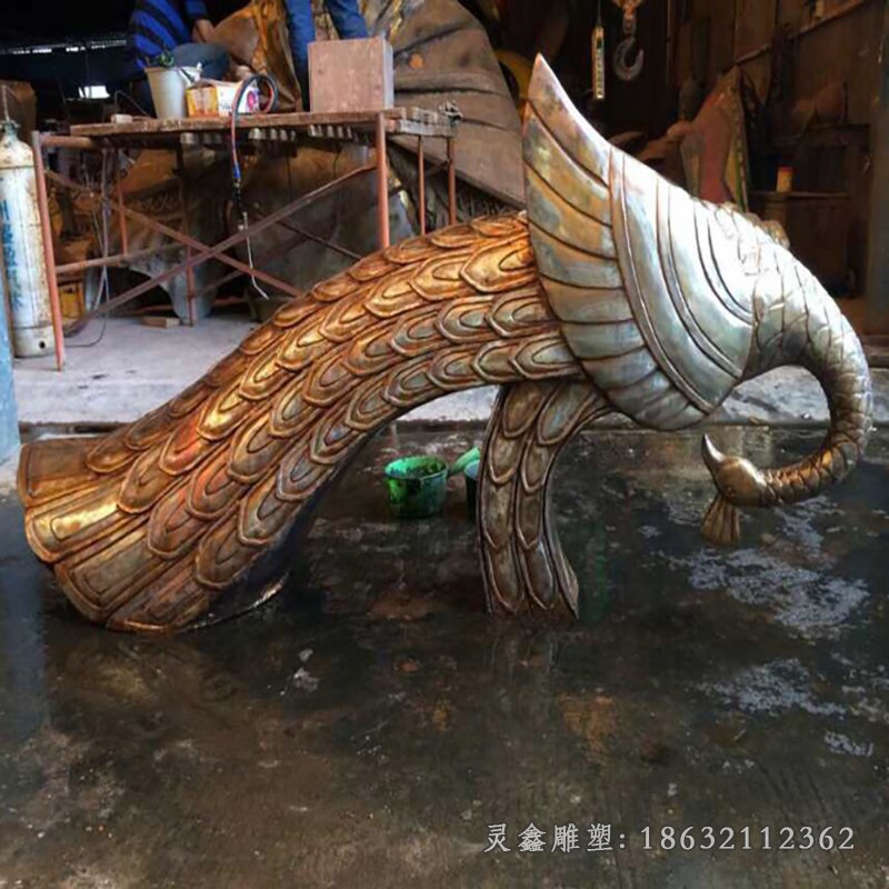 孔雀铜雕 (1)