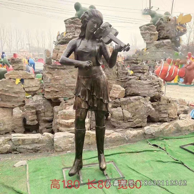 拉小提琴女人铜雕