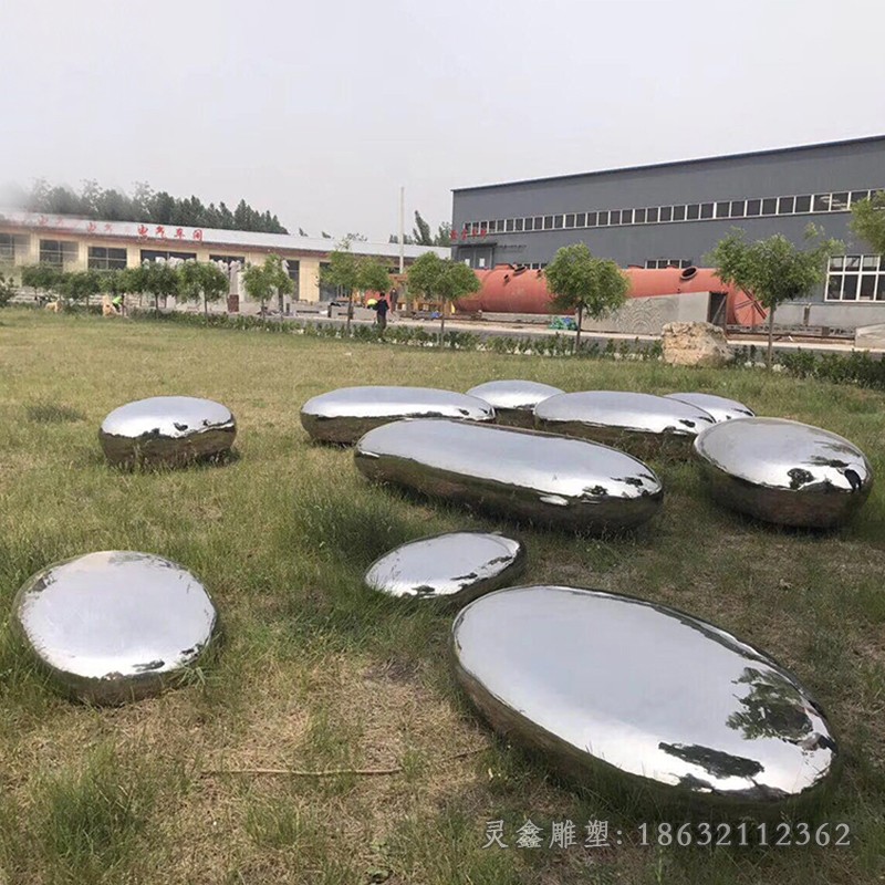 不锈钢镜面水滴景观雕塑