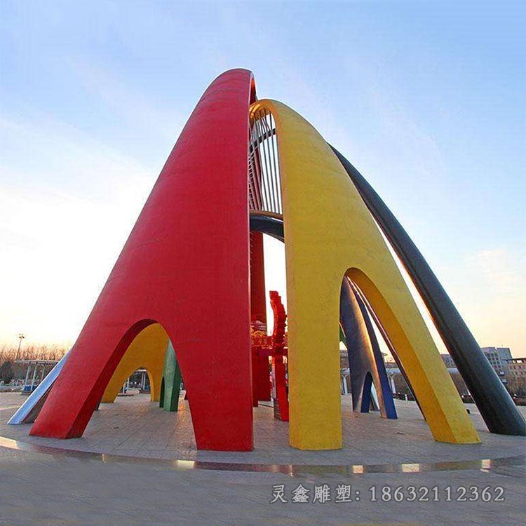 不锈钢彩色抽象景观雕塑