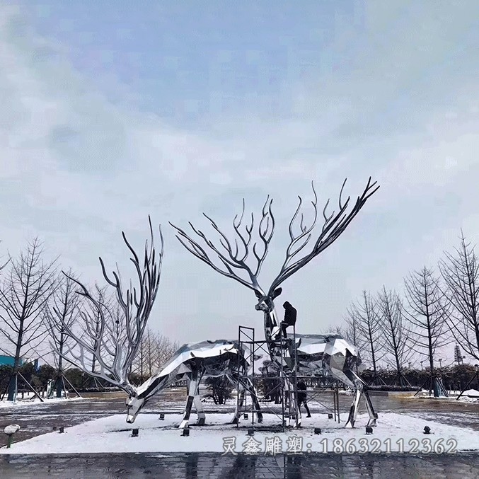 不锈钢大型鹿广场景观雕塑