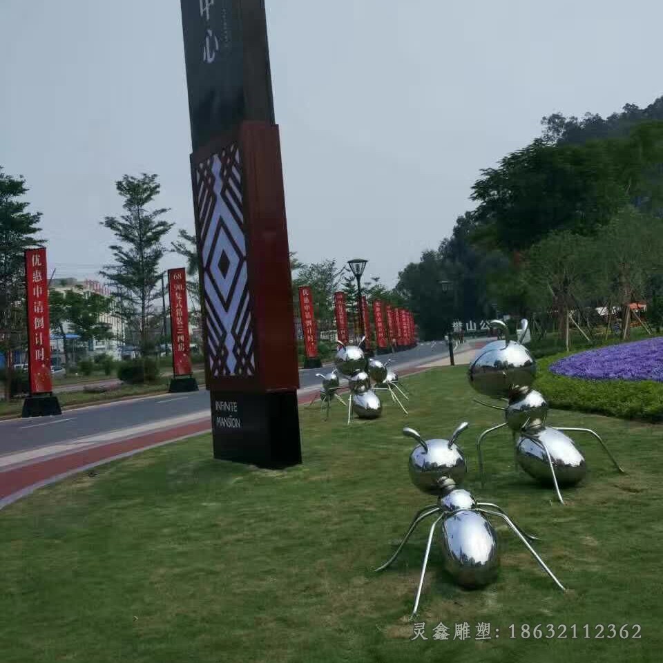 公园镜面不锈钢蚂蚁雕塑