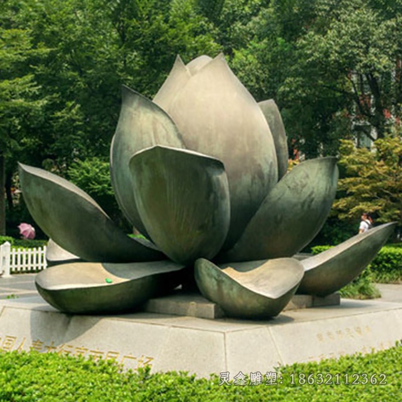 不锈钢莲花小区景观雕塑