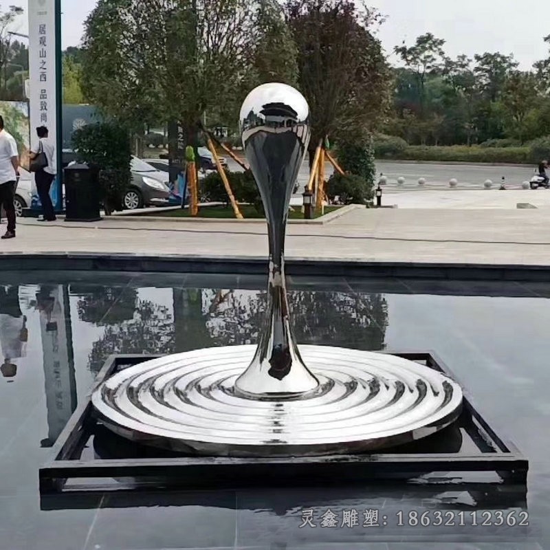 广场镜面不锈钢抽象水滴雕塑