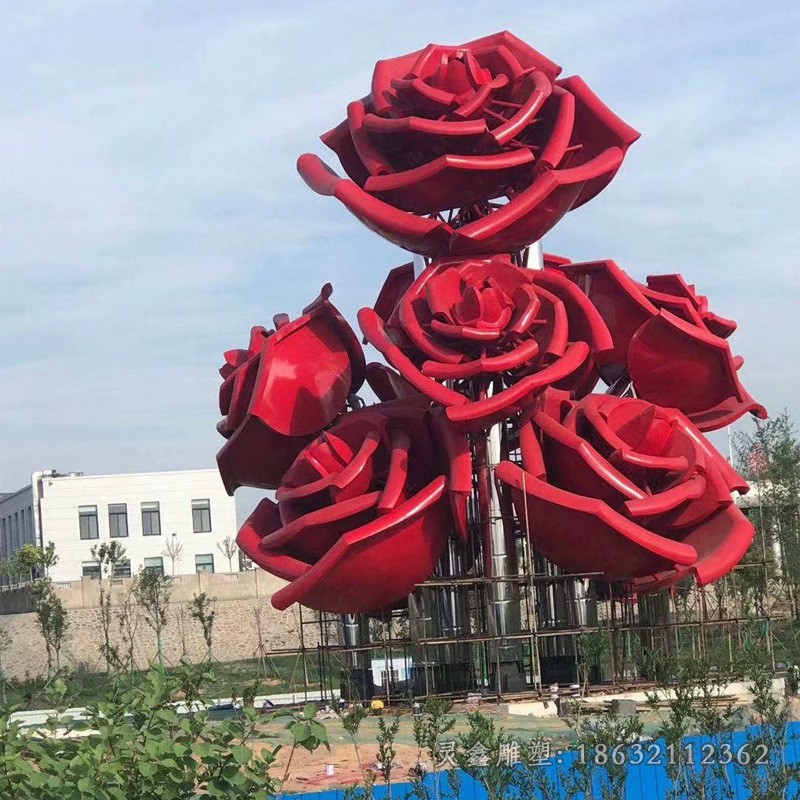 广场大型不锈钢玫瑰花雕塑