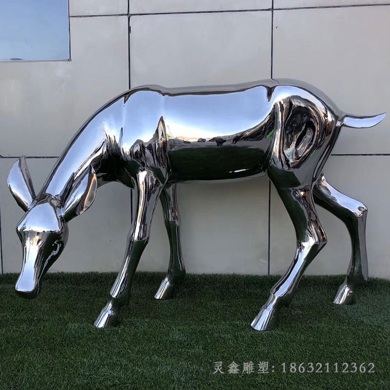 镜面不锈钢鹿庭院景观雕塑