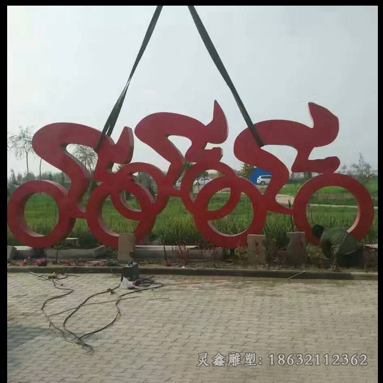 不锈钢抽象广场骑自行车雕塑