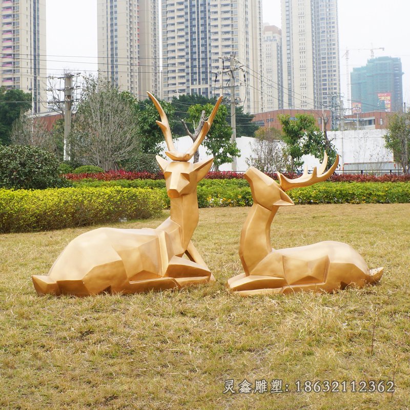 坐抬头鹿坐转头鹿一对铜雕
