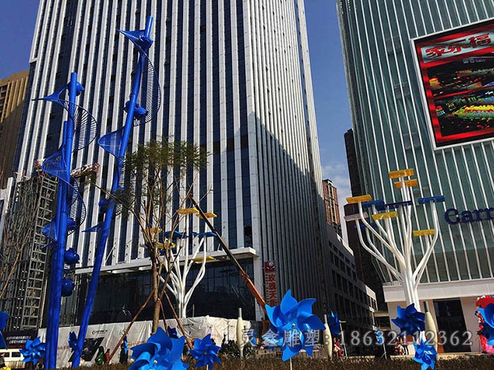 不锈钢彩绘抽象树城市雕塑