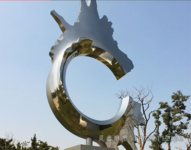 不锈钢镜面抽象标志公园雕塑