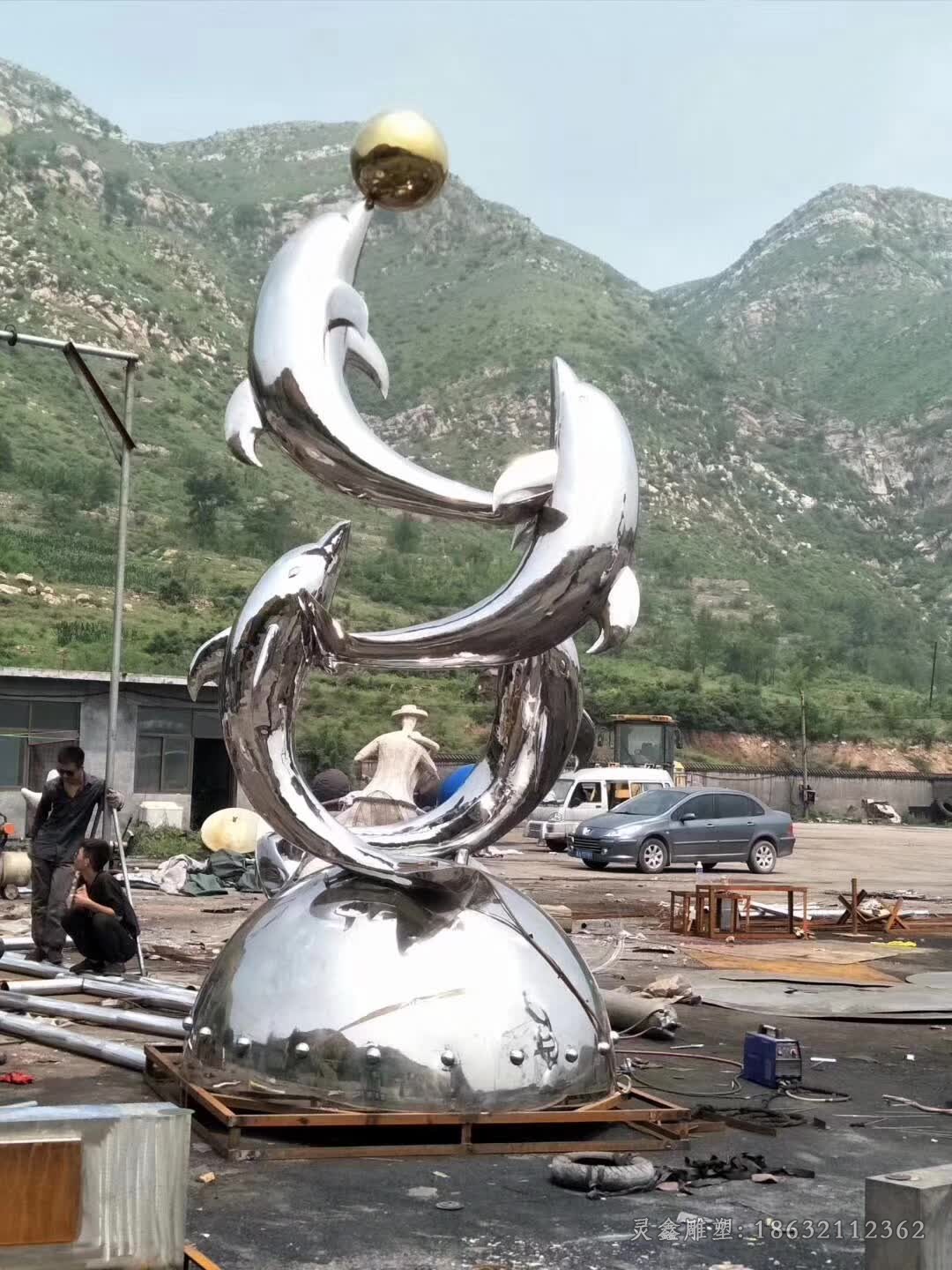 不锈钢彩绘海豚广场动物雕塑