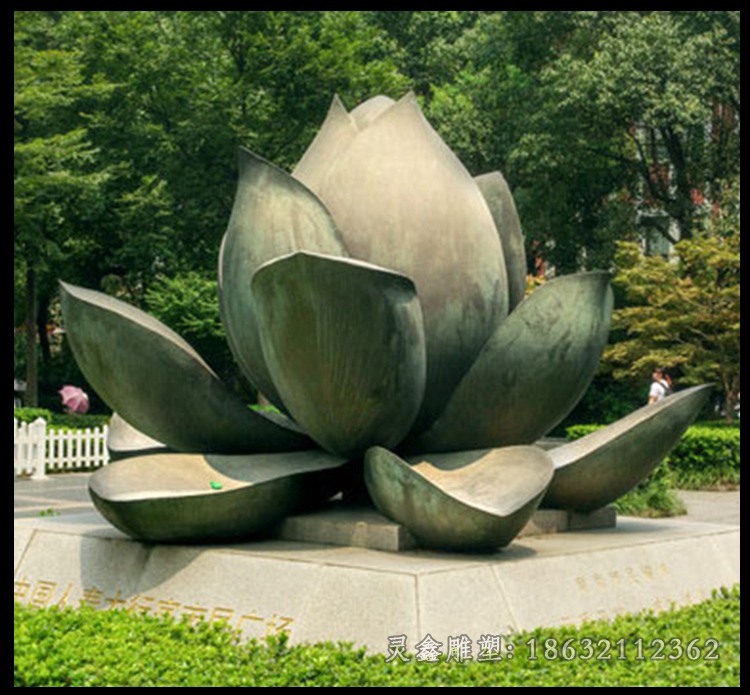 不锈钢彩绘莲花广场景观雕塑