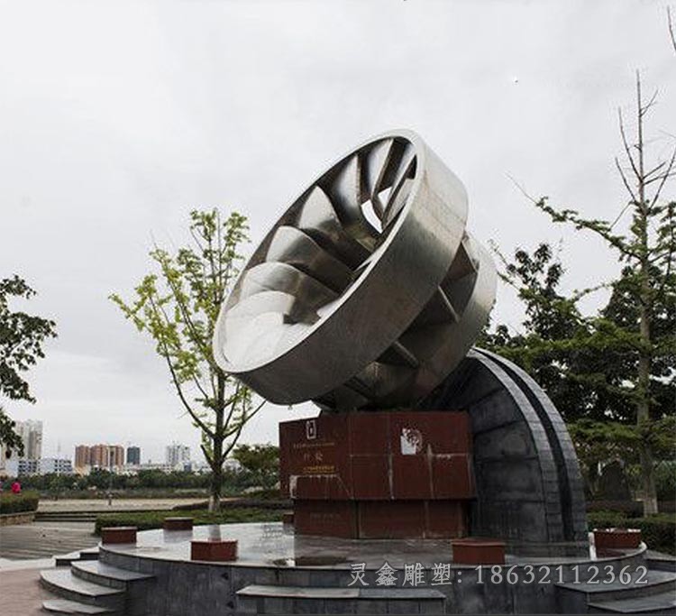 不锈钢镜面抽象标志户外雕塑