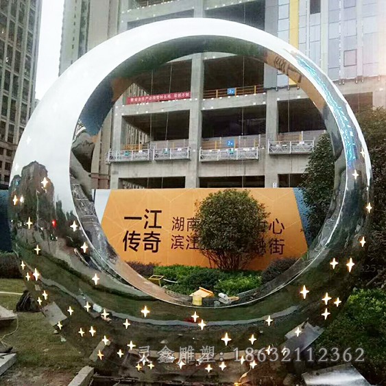 镜面不锈钢圆环广场景观雕塑