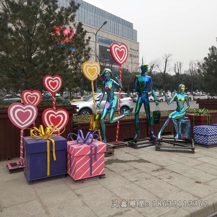 不锈钢彩绘购物城市人物雕塑