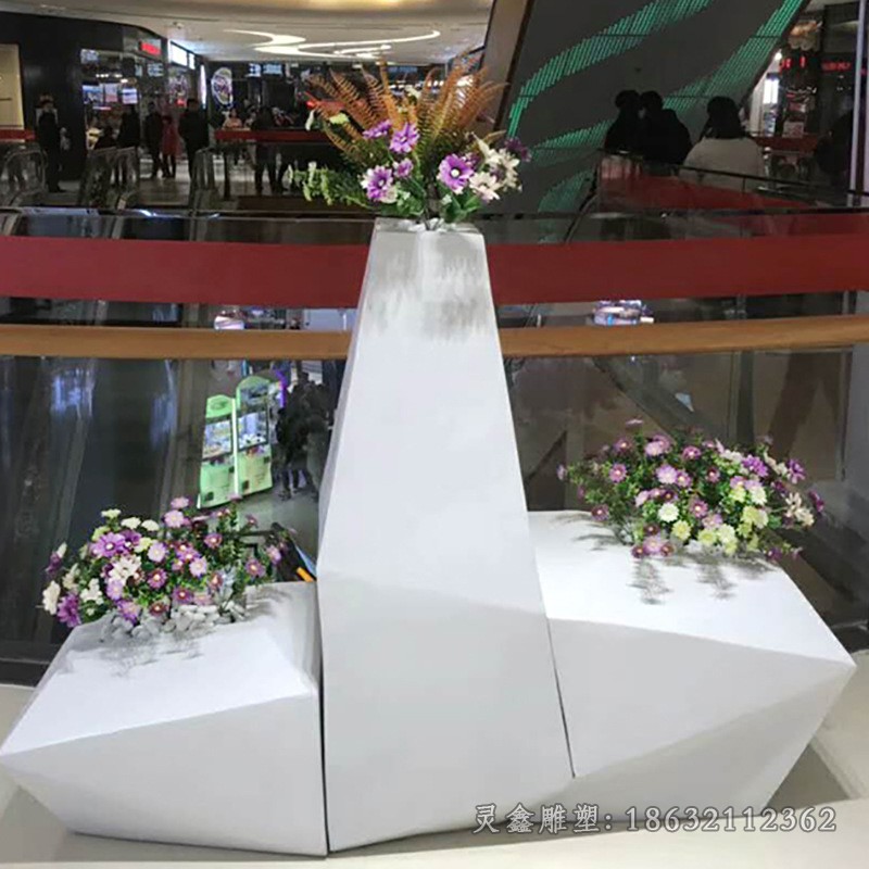 不锈钢镜面花盆公园景观雕塑