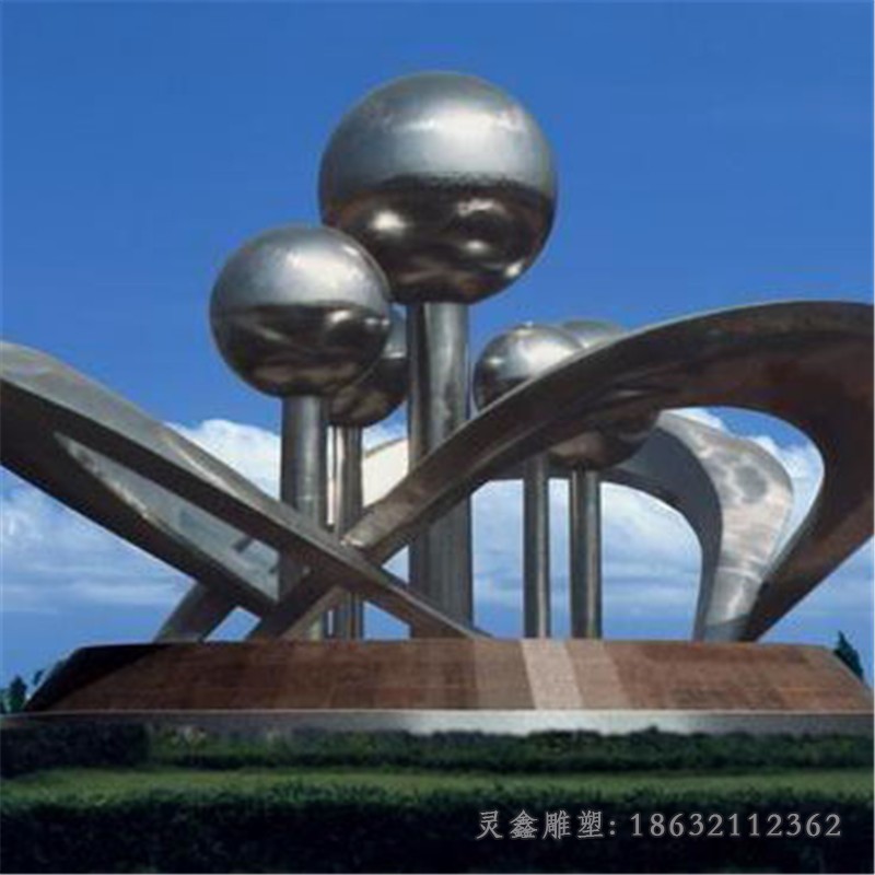 不锈钢镜面城市抽象标志雕塑