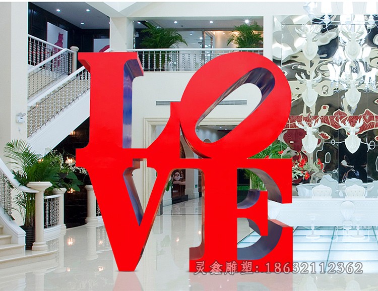 不锈钢love彩绘标志雕塑
