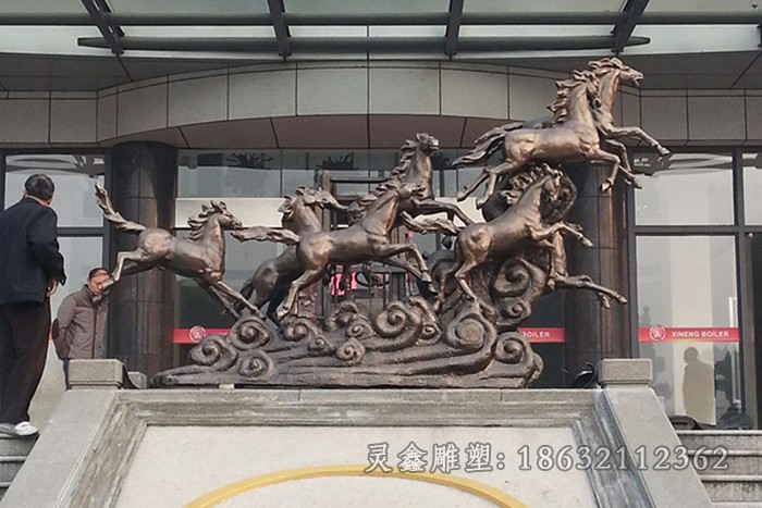 八马奔腾抽象标志雕塑