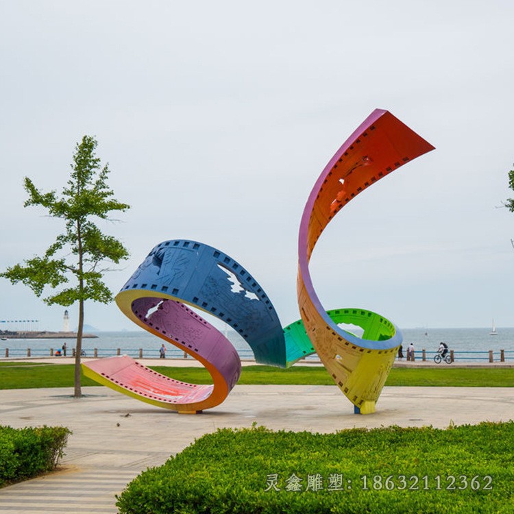 彩绘飘带景观不锈钢雕塑