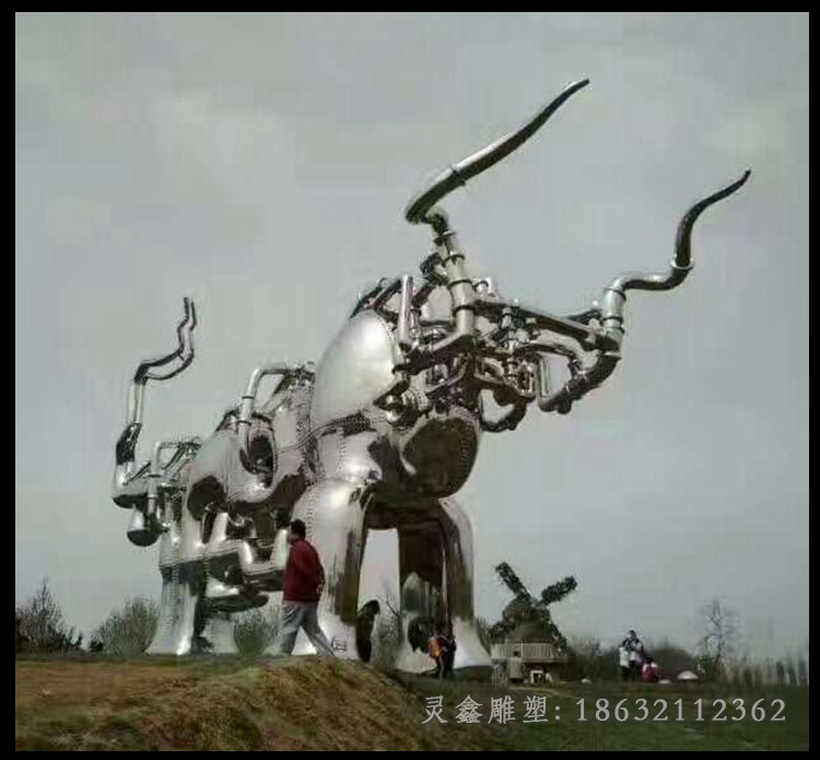 抽象牛动物不锈钢雕塑