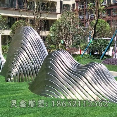 不锈钢镜面假山景观雕塑