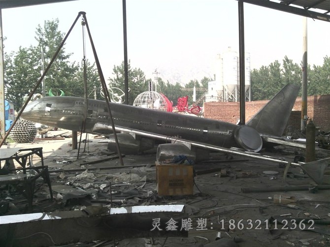 抽象飞机不锈钢景观雕塑