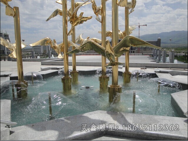 展翅鸽子动物不锈钢雕塑