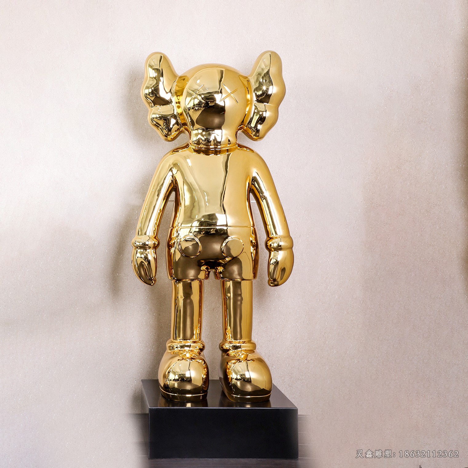 抽象机器人不锈钢景观雕塑