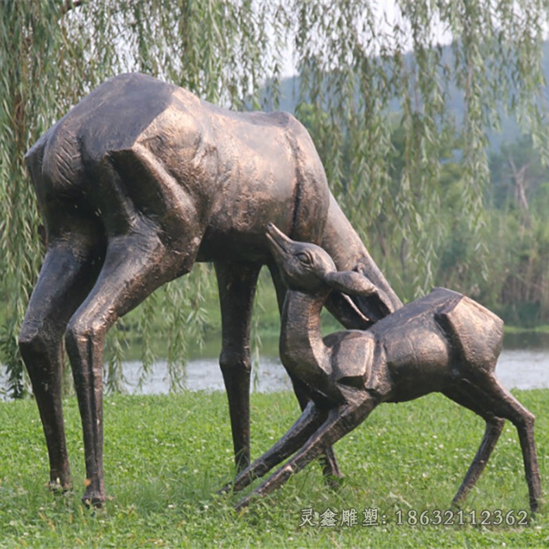 母子鹿动物标志铜雕