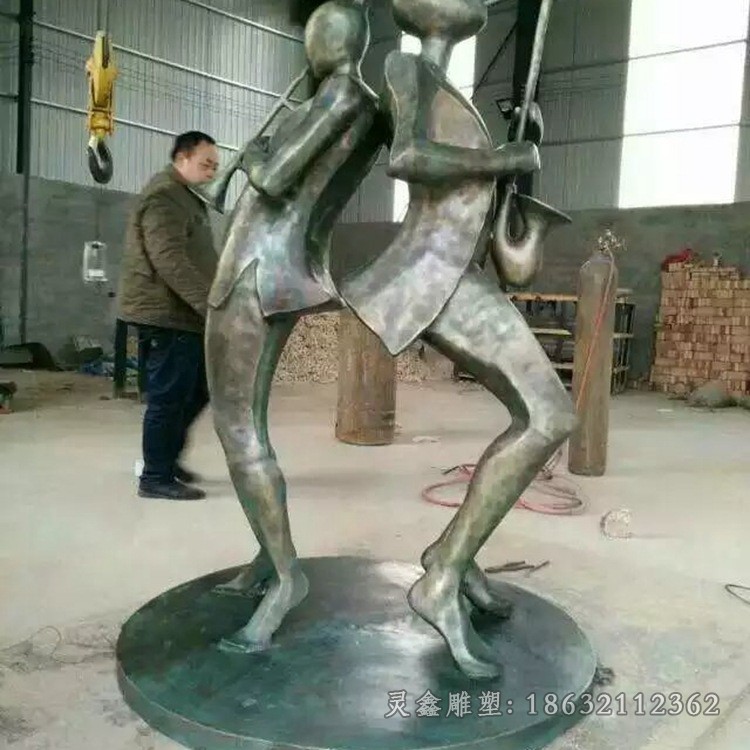 吹萨克斯西方人物景观铜雕