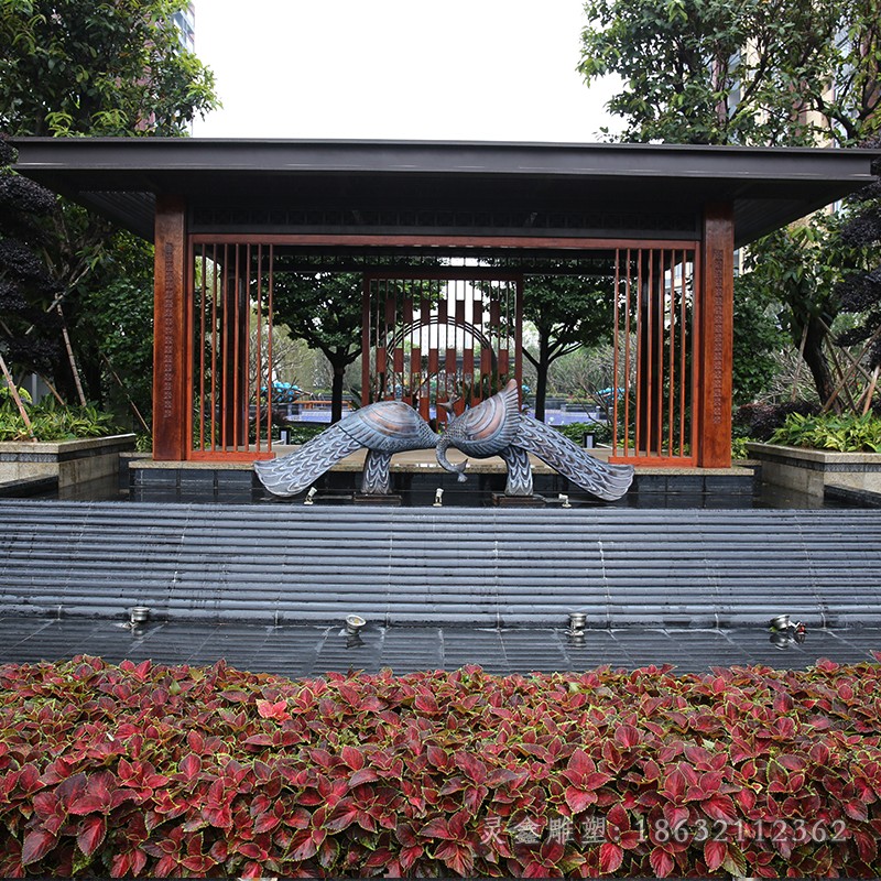 动物孔雀校园景观铜雕