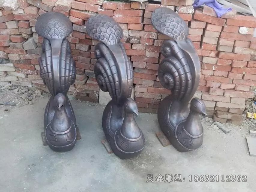 动物孔雀商场景观铜雕