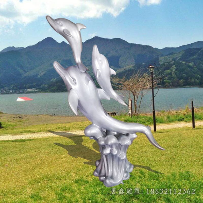 嬉戏海豚公园不锈钢雕塑
