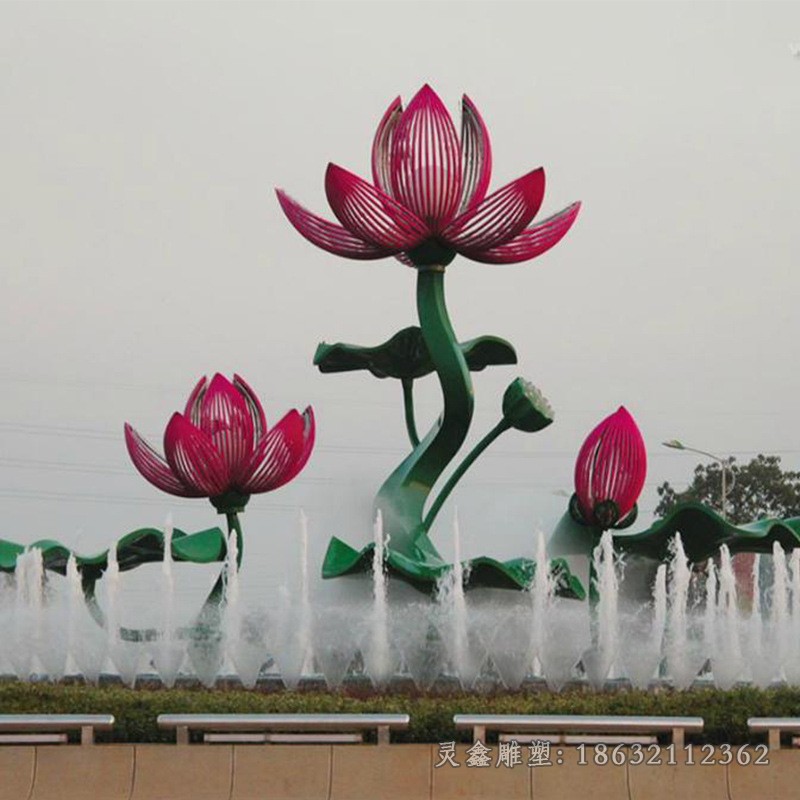 彩绘荷花广场不锈钢雕塑
