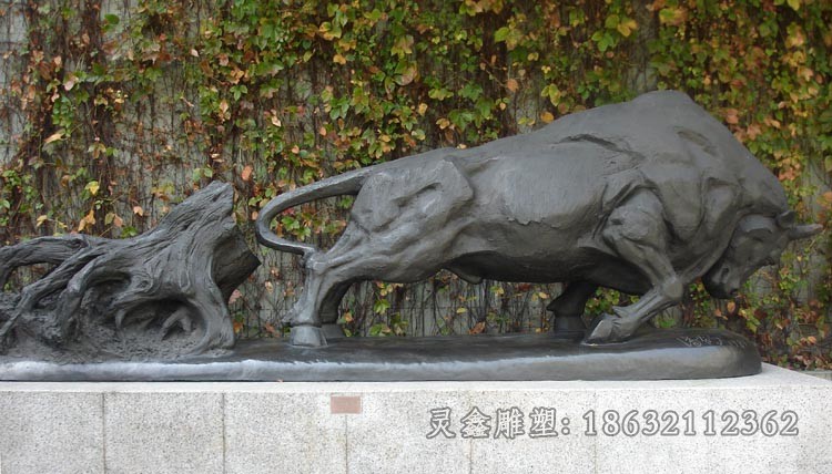 开荒牛别墅景观铜雕