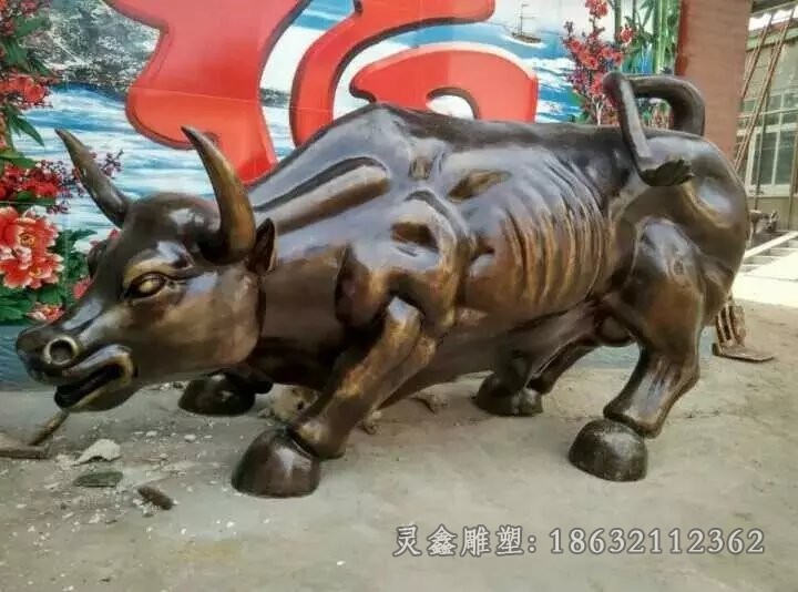 华尔街开荒牛标志铜雕