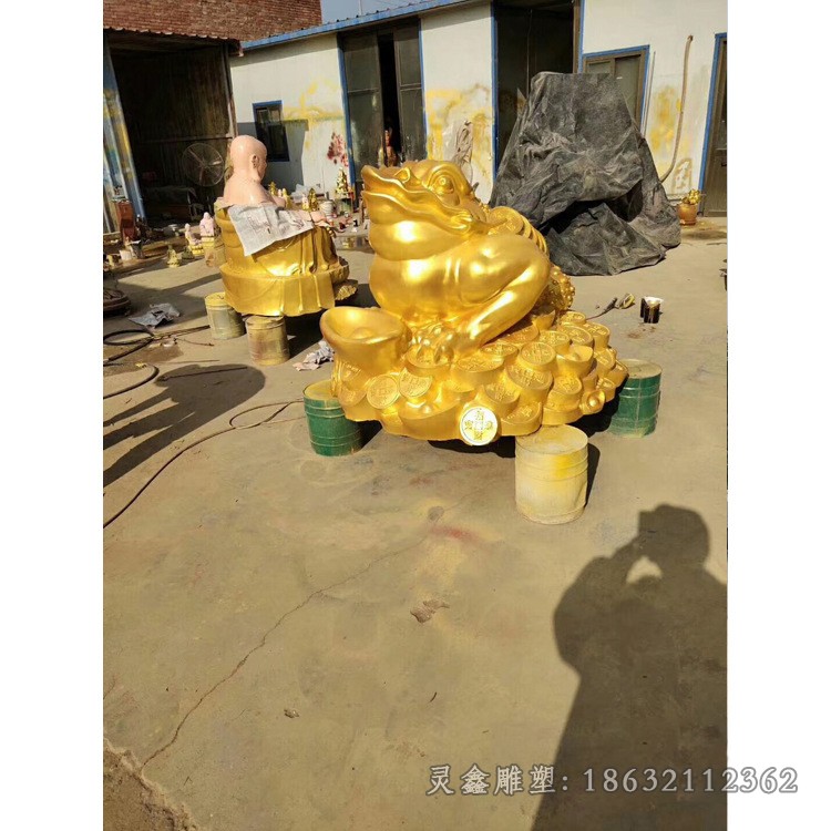 金色金蟾景观铜雕