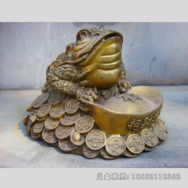 招财金蟾动物景观铜雕